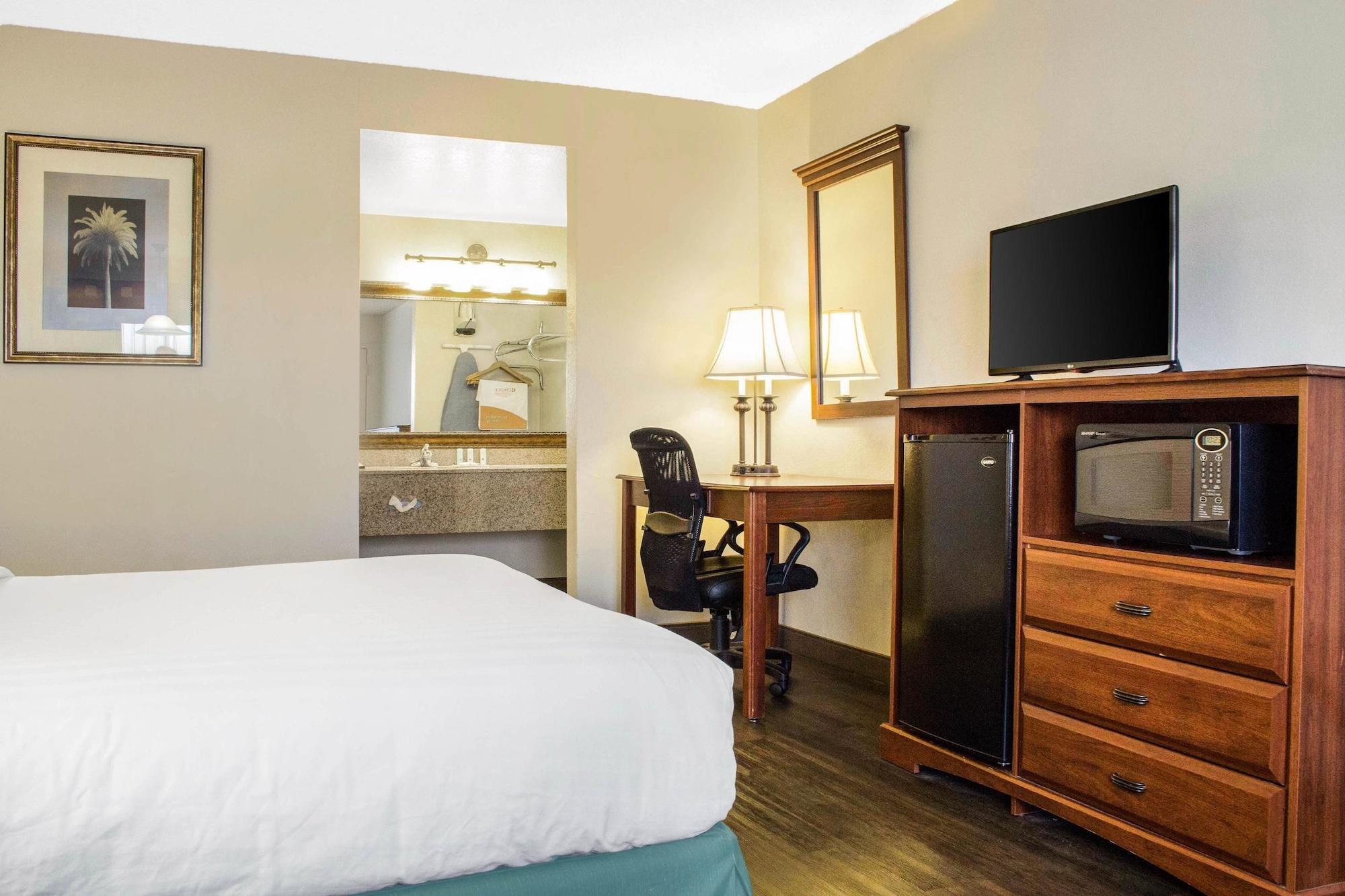 Quality Inn Benson I-10 Exit 304 エクステリア 写真