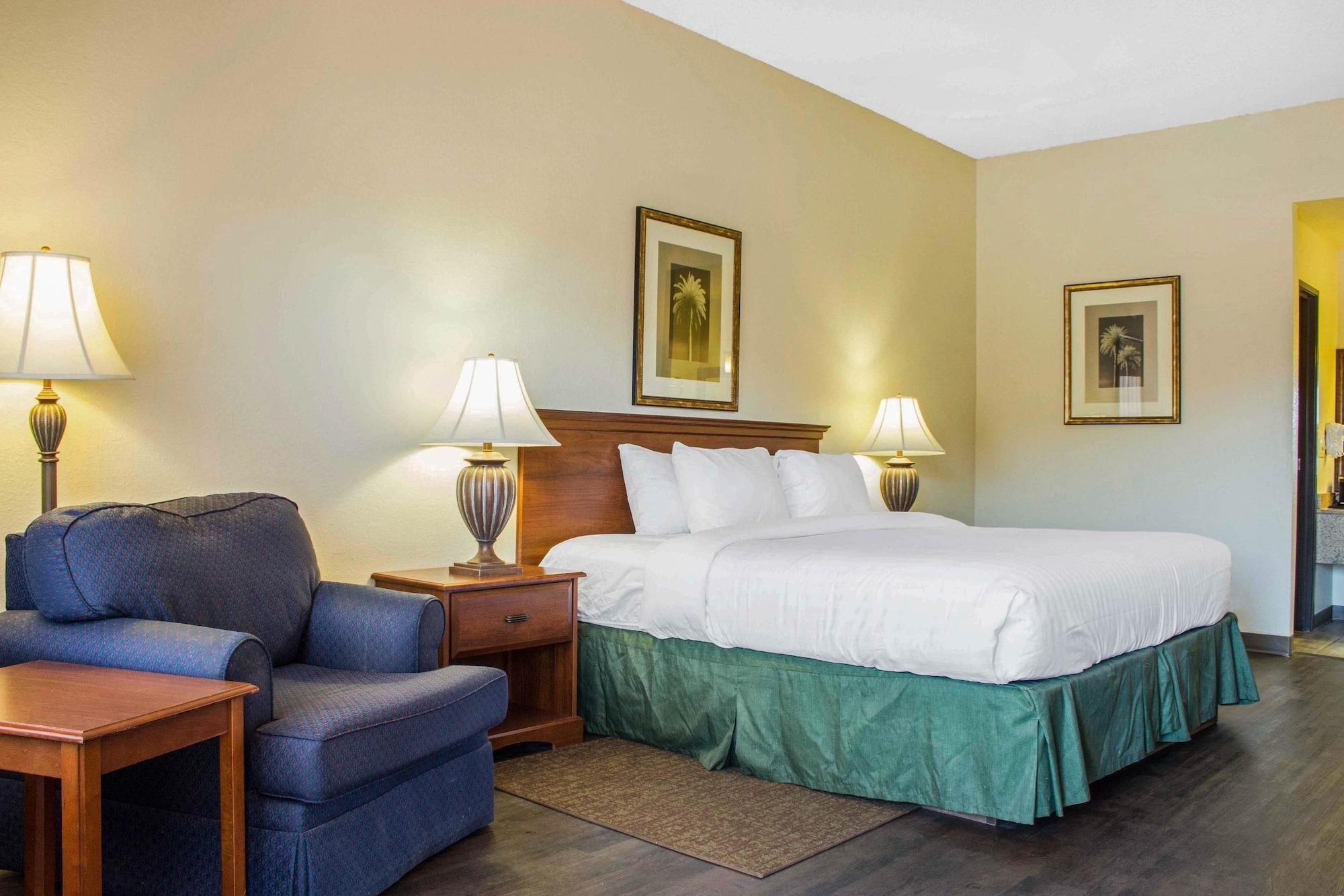 Quality Inn Benson I-10 Exit 304 エクステリア 写真