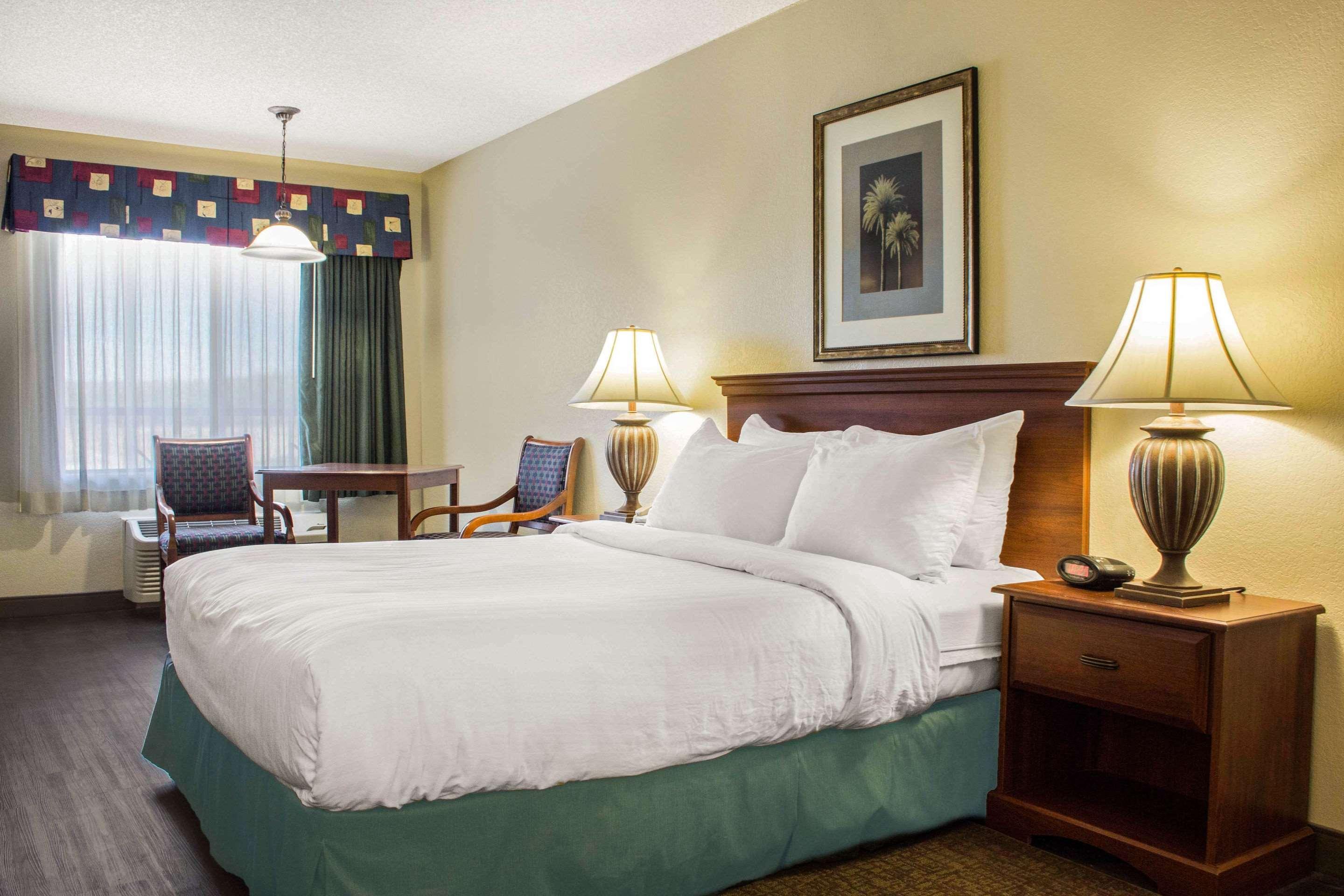Quality Inn Benson I-10 Exit 304 エクステリア 写真