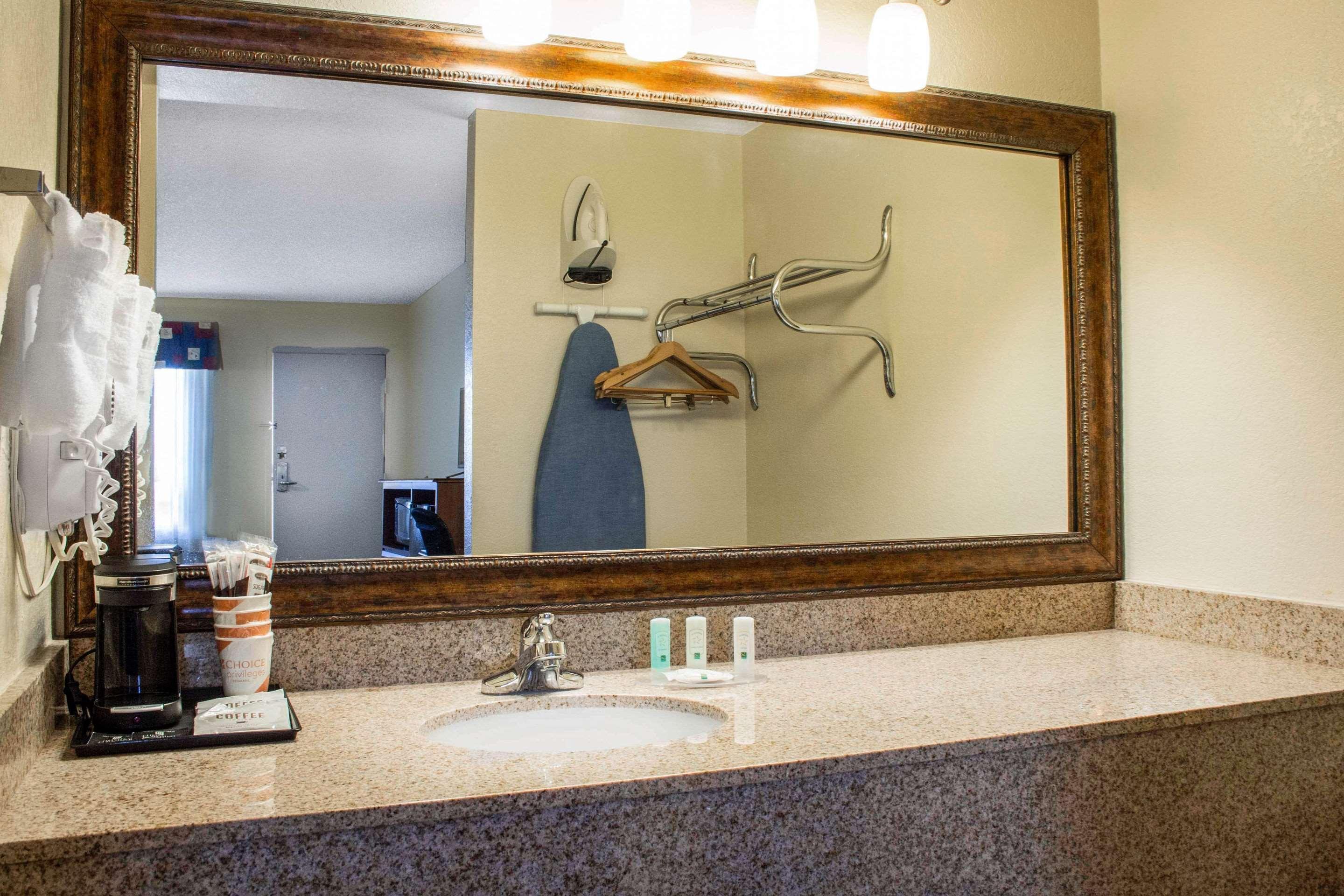 Quality Inn Benson I-10 Exit 304 エクステリア 写真