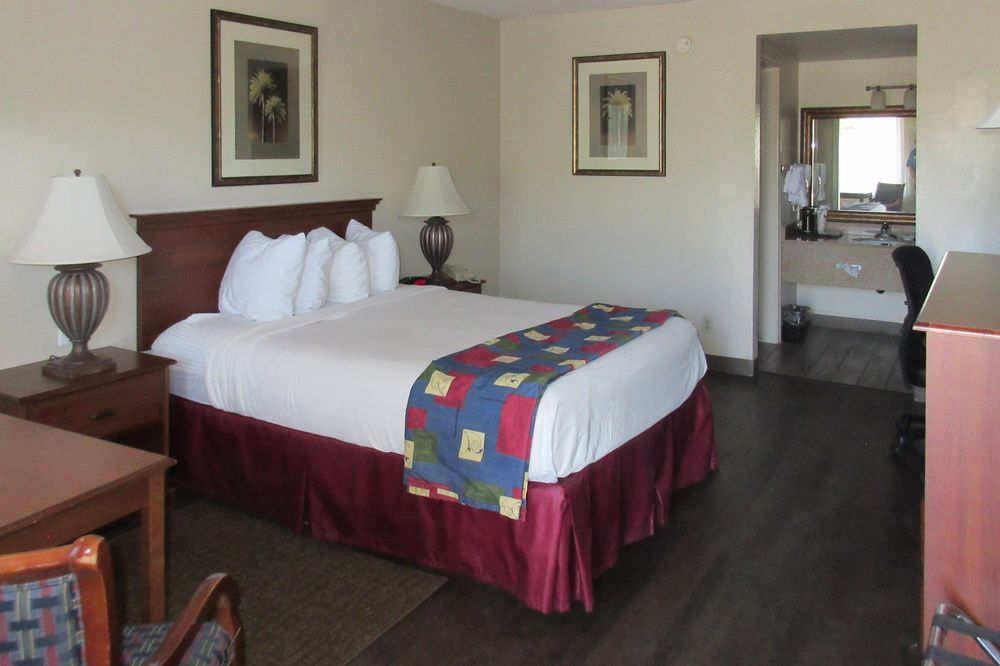 Quality Inn Benson I-10 Exit 304 エクステリア 写真